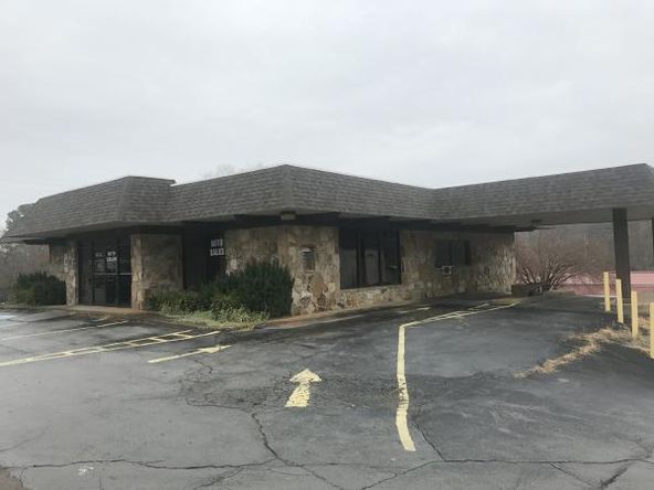 GREAT BANK / RETAIL CORNER: 3809 U.S. 11, Riceville, TN 37370